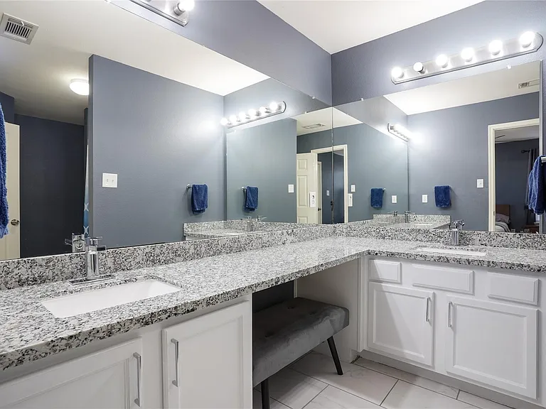 6419 Waldron Dr #B — Photo 25