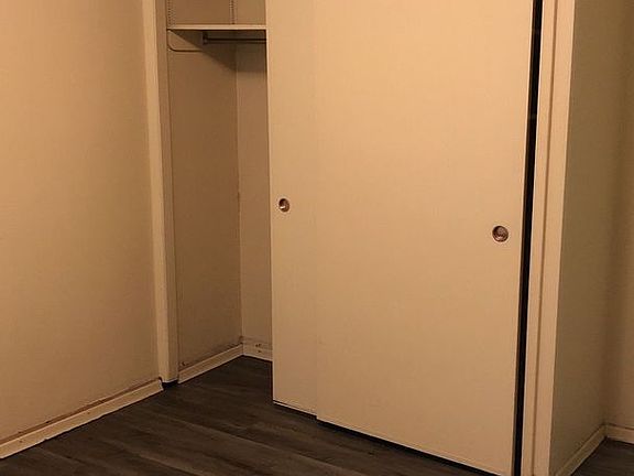 3rd image of 205-215-225-235 NW Anthony St #2358