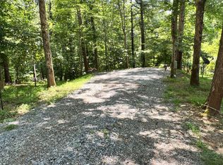 194 9th St #1, Ellijay, GA 30540