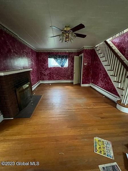 4th image of 1153 Phoenix Avenue