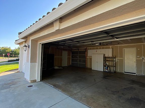 3rd image of 10953 Woodring Dr
