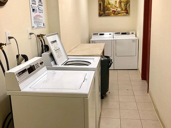 2nd image of 330 Blake St APT B5