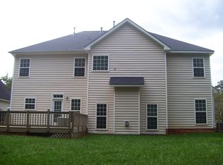 4024 River Falls Dr, Lowell, NC 28098