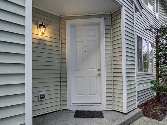 3rd image of 1191 Griggs St