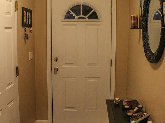 5th image of 86 Sea Gate Ct