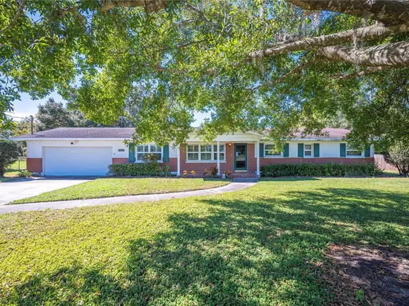 4613 Coronet Rd, Plant City, FL 33566