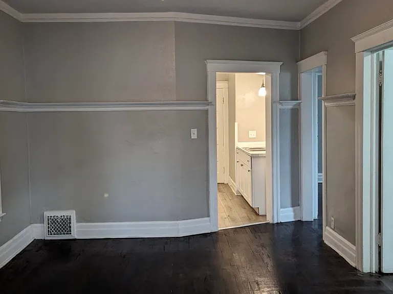 536 Holbrook Ave #A — Photo 2
