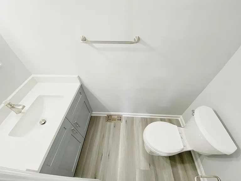 1536 Douglas St NE — Photo 10