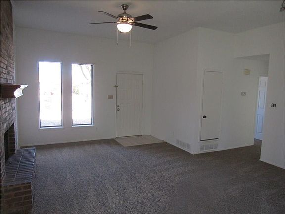 2nd image of 1341 Friars St