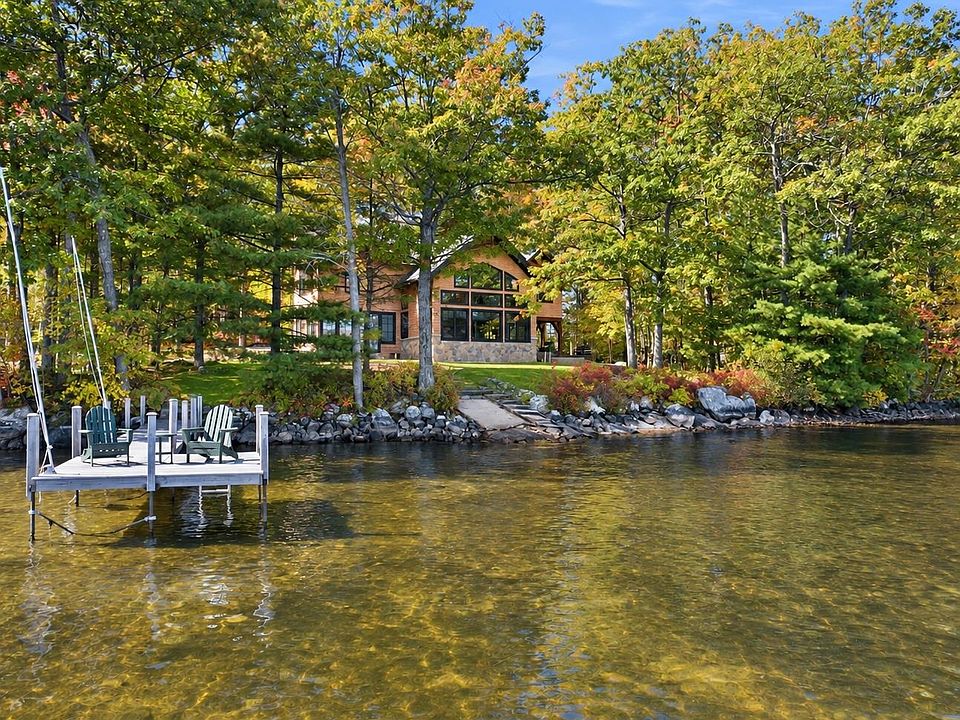 1st image of 16 Garnet Point Road