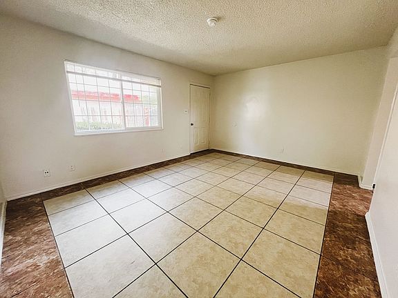 2nd image of 126 Woodrow Ave #B
