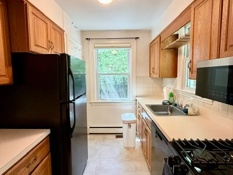 811 Forest Glen Rd — Photo 13