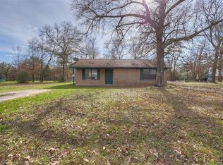 39 Wire Rd, Huntsville, TX 77320