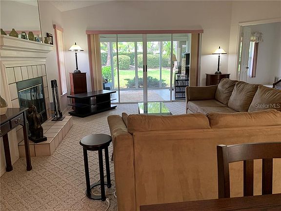 5th image of 715 Brightside Crescent Dr