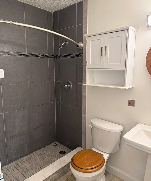 60 Vining Ct #3 — Photo 16