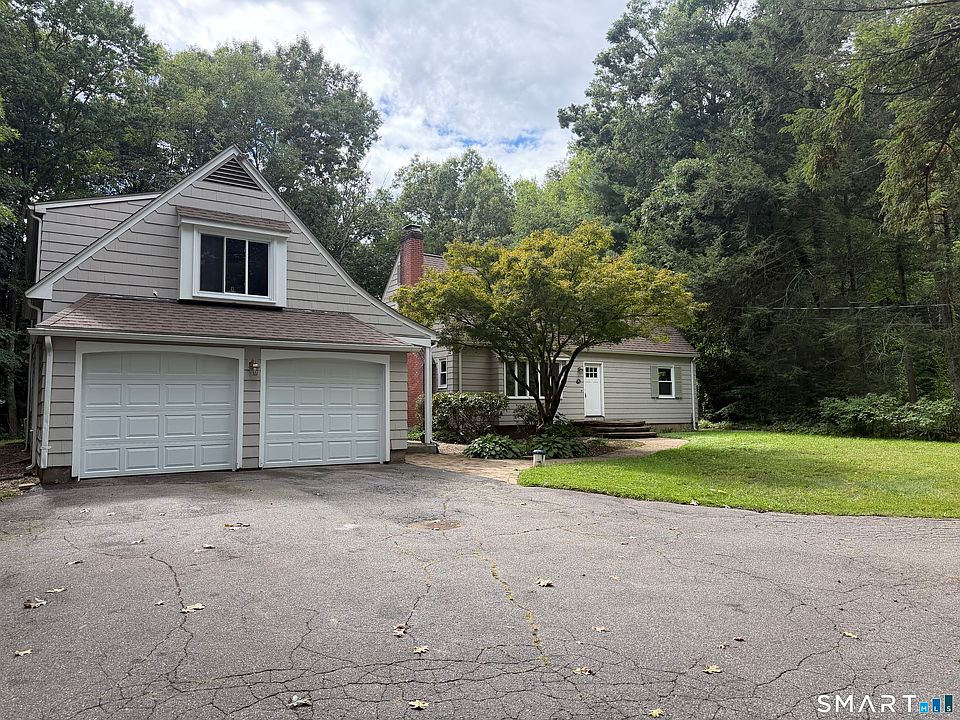 1st image of 9 Pine Woods Road