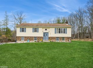 448 County Route 48 Pne, Pine Bush, NY 12566