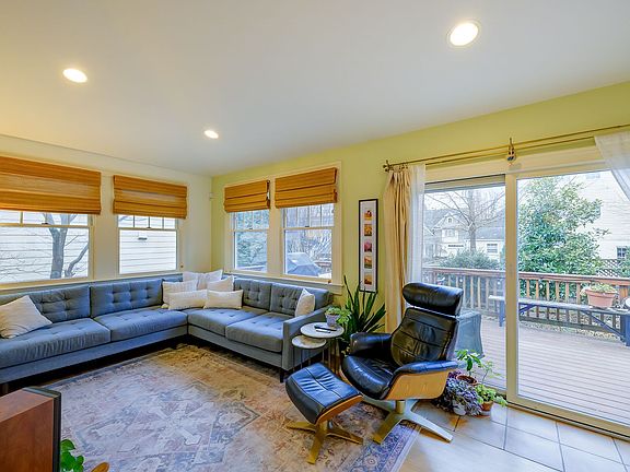 5th image of 4504 Highland Ave