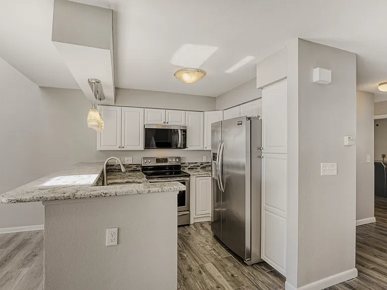 10530 W Jewell Ave #302 — Photo 7