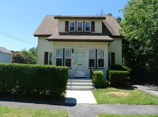 86 Calumet Ave, Worcester, MA 01606