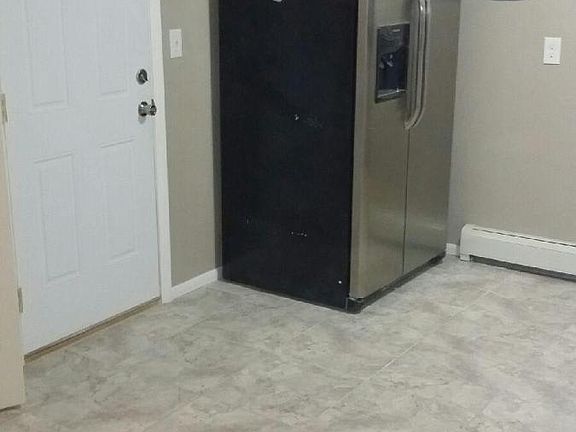 New Stainless Steel Refrig with Ice Maker