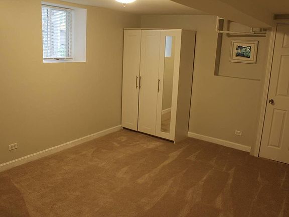 5th image of 2620 N Sacramento Ave #G