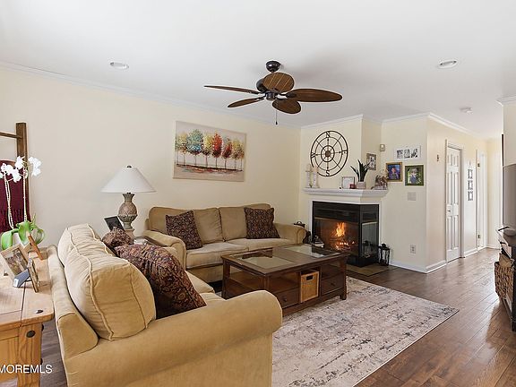 3rd image of 35 S Sailors Quay Drive #702