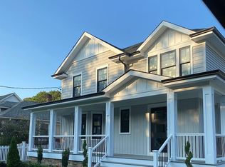 73 West Ave, West Sayville, NY 11796