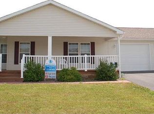 26 Crandle Dr, Carlisle, PA 17015