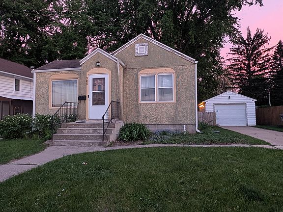 2nd image of 305 Pierce Ave