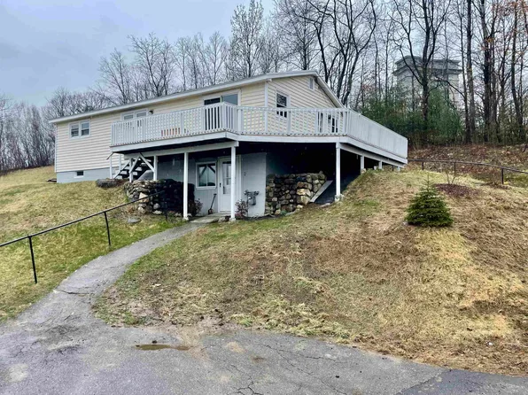 6 Memorial Street, Northfield, NH 03276