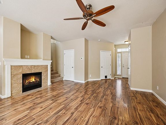 2nd image of 4310 NE 57th Pl