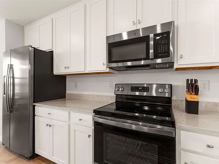 5721 Palmer Cir #103 — Photo 15