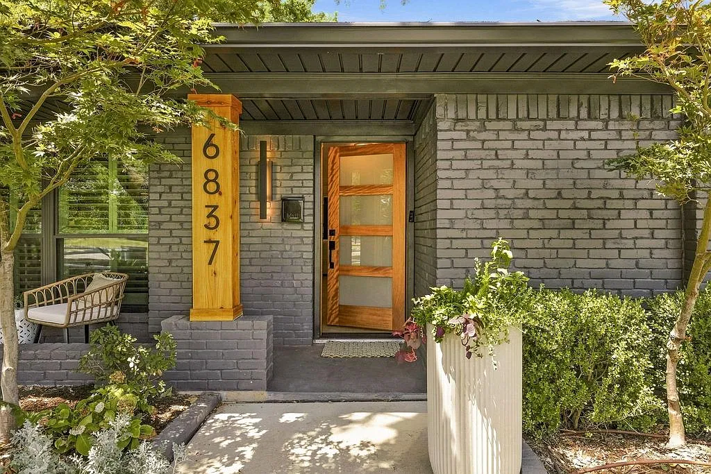 3 bed, 2448 sqft, $6,500 — Photo 3
