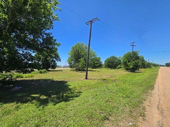 4th image of 0 Highway 90
