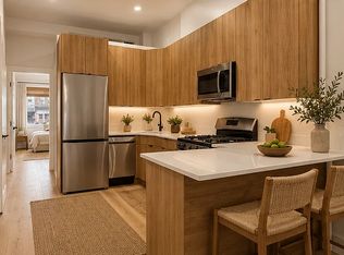 196 Nassau Ave APT 1L, Brooklyn, NY 11222