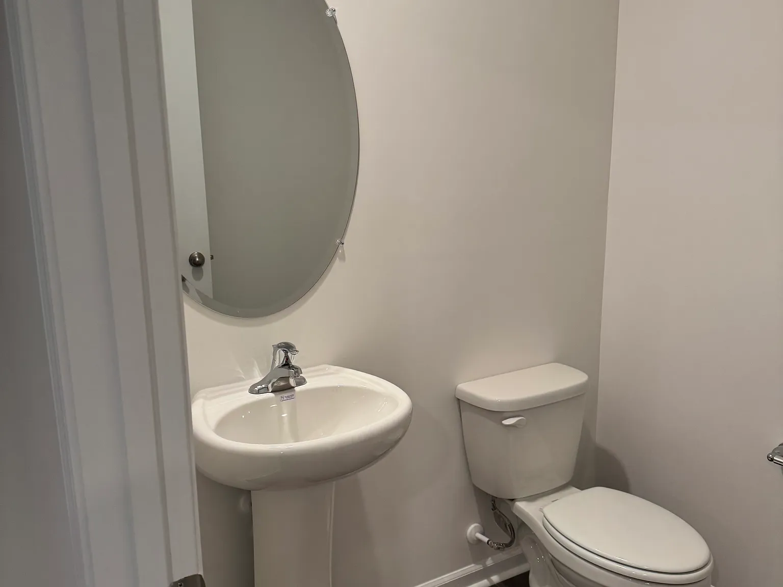 3 bed, 2.5 bath, 1510 sqft, $1,800 — Photo 3