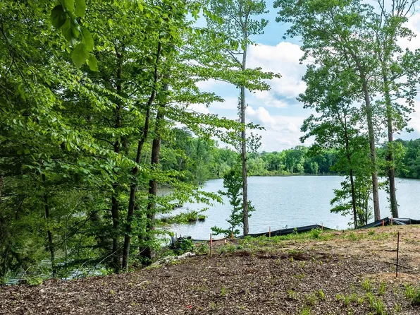 1728-31 Sturdivant Rd, Jacksons Gap, AL 36861