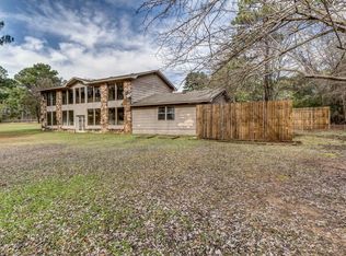 18184 Meandering Way, Flint, TX 75762