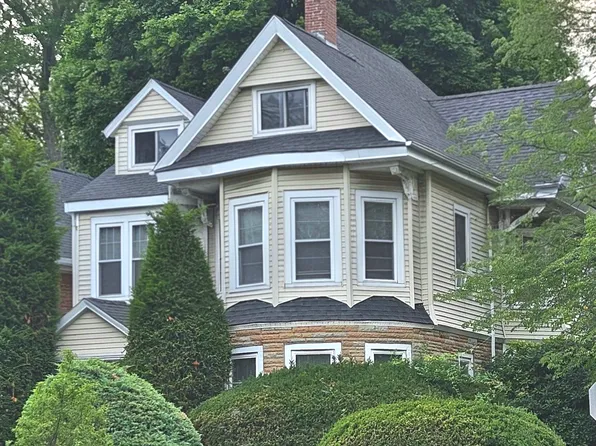 96 College Ave #3, Somerville, MA 02144