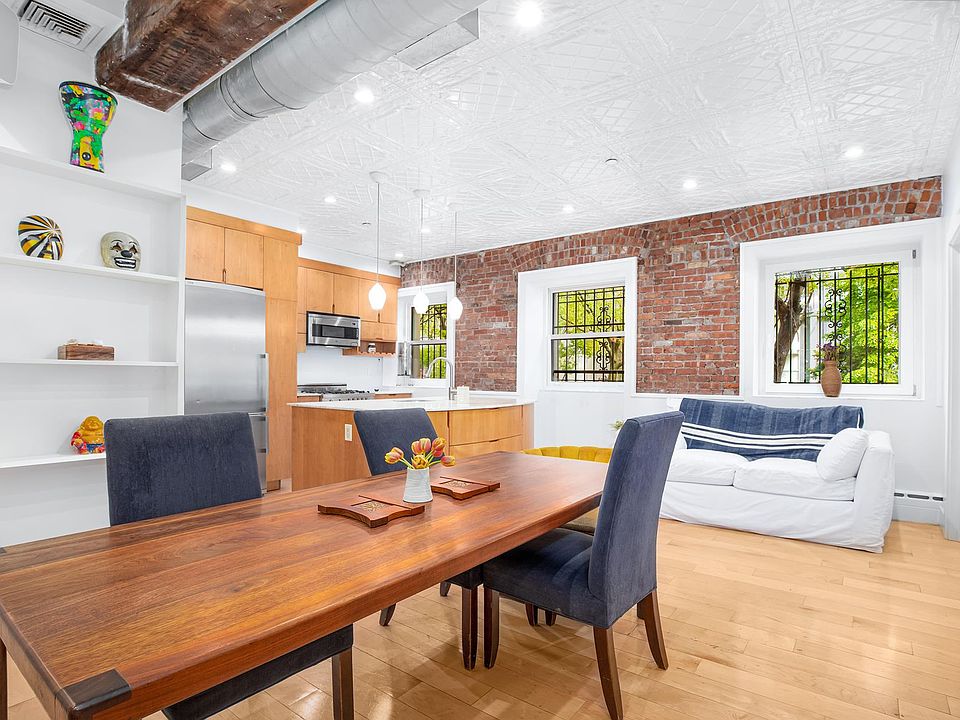 1st image of 520 Laguardia Pl APT 1S
