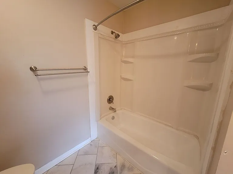 114 Dolphin Ave — Photo 14