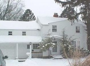 8042 Stockbridge Rd, Mentor, OH 44060