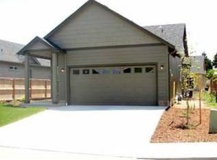 1157 S 2nd St, Cottage Grove, OR 97424