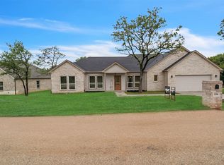 830 Haynie Dr, Bridgeport, TX 76426