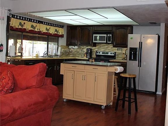 4th image of 7604 Nutwood Pl