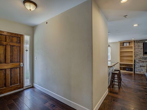 4th image of 5907 Anthony Dr