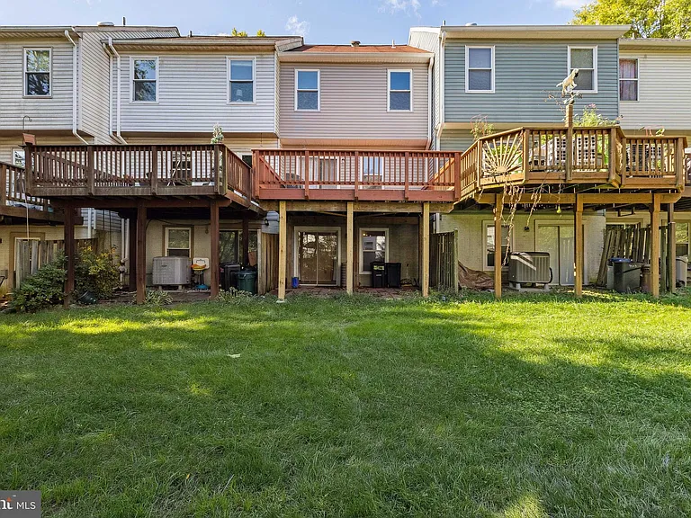 9525 Clocktower Ln — Photo 19