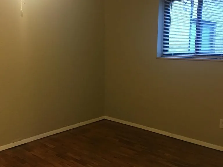 5500 Margaretta St #103 — Photo 7