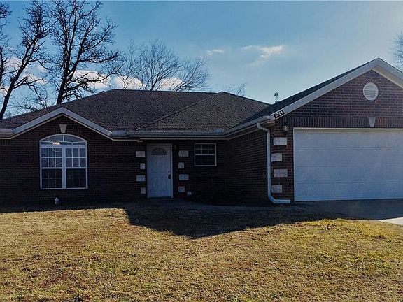 5th image of 1301 Maplewood Dr
